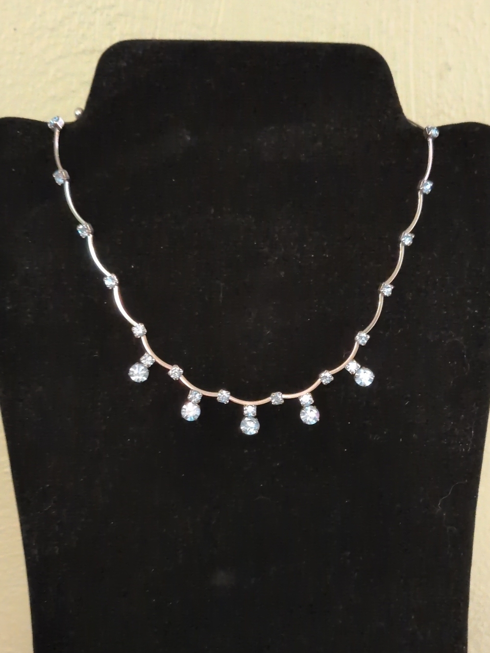 Elegant Light Blue Crystal Drop Necklace - Silver Tone